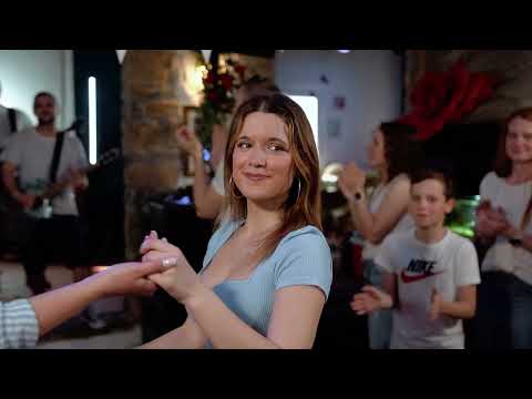 Primorski Fantje - Je bla kota eno frita (Uradni videospot)