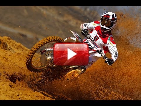 Honda World Motocross 2012 Team Launch - Bobryshev & Gonçalves ripping it up on the CRF450R