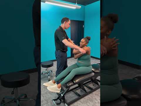 Morning Routine - 33 Weeks Pregnant #dayinmylife #chiropracticcare #wellness #pregnancy #shorts