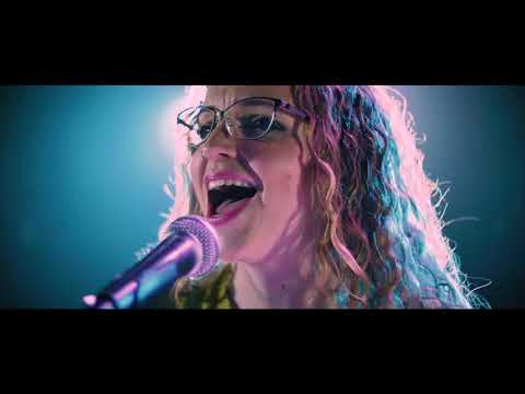 Chloe Reynolds - Not Afraid (Official Music Video)