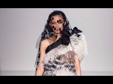 GIAMBATTISTA VALLI Highlights Haute Couture Spring 2019 Paris - Fashion Channel