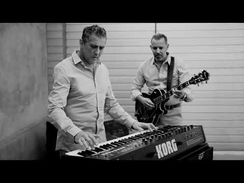 thE fluiD musics lab. & Ritmo - The Good Question