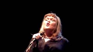 X  -  Johny Hit and Run Paulene