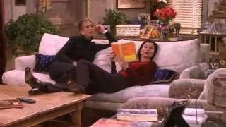 Friends - Joey and Chandler with the free porn [LEGENDADO]