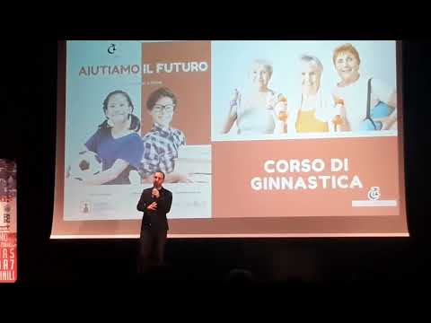 Lorenzo Andreaggi canta "Amici miei" di Narciso Parigi al Teatro di Spazio Reale