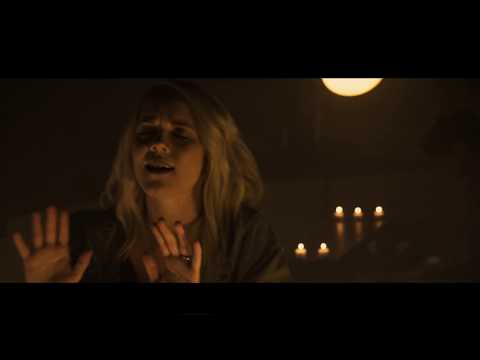 Just Want You by Sarah Reeves (OFFICIAL MUSIC VIDEO)