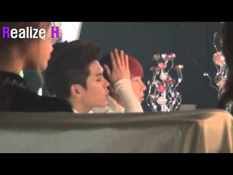 [Fancam] 121214 HOYA (2) @ 2012 Melon Music Awards