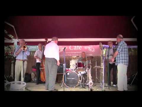 Burt Butlers Jazz Pilgrims - Shiek of Araby - Harbour Cafe, Whitstable. 20th Aug 2012.mpg
