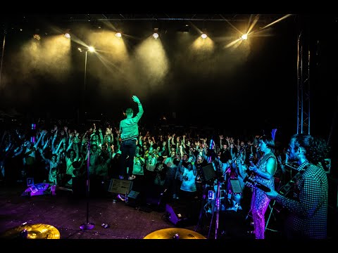 Tom Mathis - 10 Years Celebrating - Teasing with Live Band