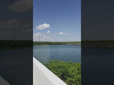 Ponte sobre o rio Paranapanema divisa de PR e SP#nature #explore #vidanocampo #explorar