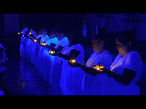 Quase meia noite - Vanilda Bordieri (Ministério Dorcas)