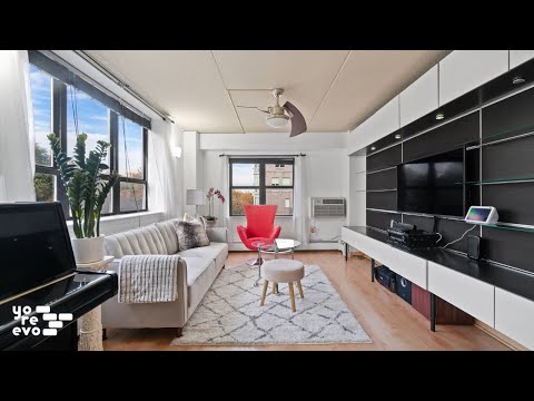 Corner 2BR w/ Morningside Park Views | 220 Manhattan Ave Apt 4H | Yoreevo