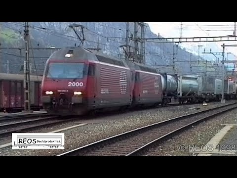 1998 [SDw] 2/5 CLASSIC Bahnhof Erstfeld - BEST classic Erstfeld Station action on YouTube!