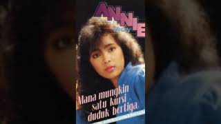 Download lagu Annie Ibon _ Mana Mungkin Satu Kursi Duduk Bertiga mp3