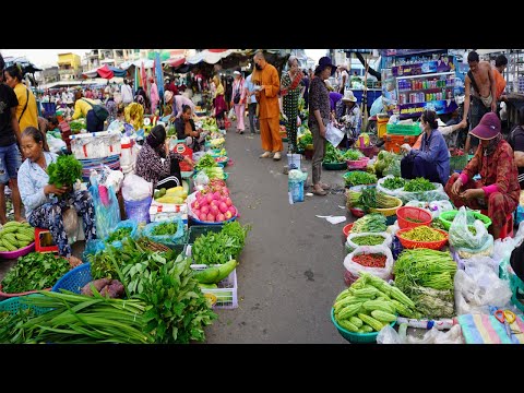 Early Morning Vegetable Street Market In Chbar Ampov – Massive Various Food Selling On The Street