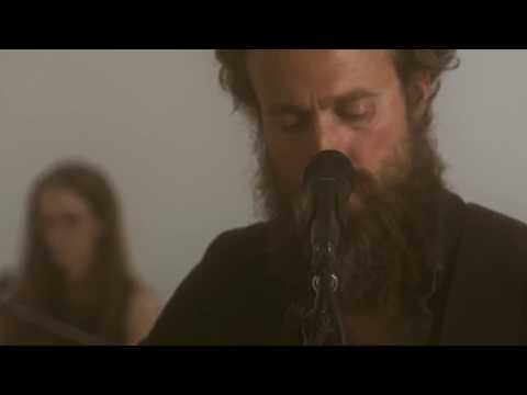 Videoclip de Cinder and Smoke (Demo) — Iron & Wine