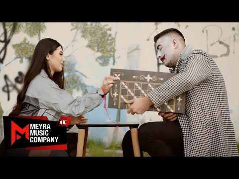 Azra Yünlü - Biliyorum [ Official Video Klip ]