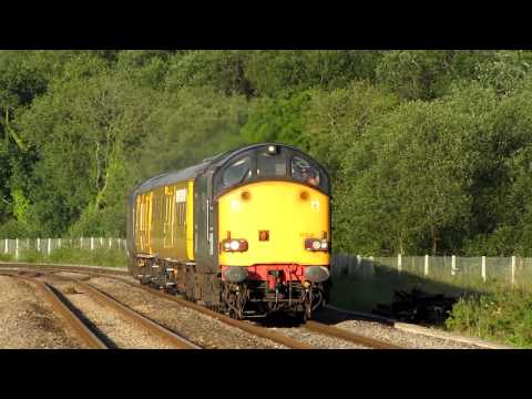 37038 through Llangennech on 2Q88 06.33 28/06/2011