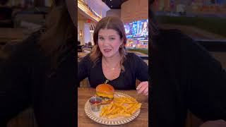 Las Vegas Cheap Eats Alert! New Burger & Fries Special! #lasvegas #vegas #foodie