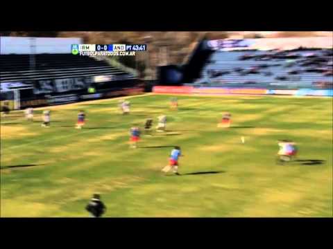 Servio le sacó el gol a Vera. Independiente RM 0 - Los Andes 0. Fecha 26. B Nacional 2015. FPT
