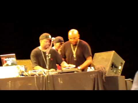 Rakim, DJ Tech, and DJ Scratch showing mixing skills