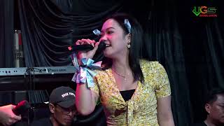 Download lagu Terhanyut Dalam Kemesraan - Erika Syaulina ft Tiara Tahta (UGS Group) mp3 Download lagu Terhanyut Dalam Kemesraan - Erika Syaulina ft Tiara Tahta (UGS Group) mp3