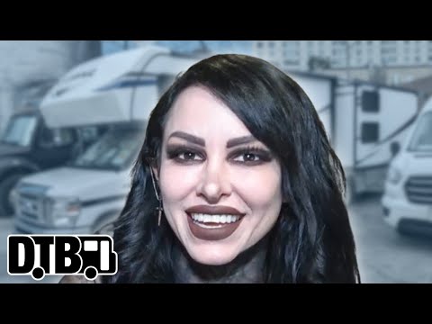 Stitched Up Heart - BUS INVADERS Ep. 1873