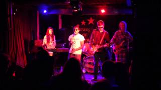 The Wet Carpet - Welcome To The Show live @ Blue Shell