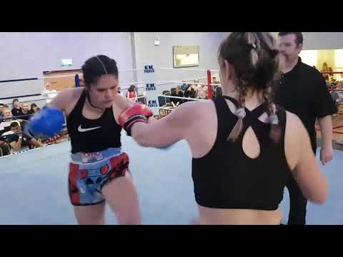 Louise Hammond vs Cristina Pa - Tough Enough 3