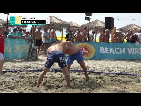 Round 1 Men's BW - 80 kg: E. MIHALCEAN (MDA) v. R. ARNTASEV ARD (GRE)