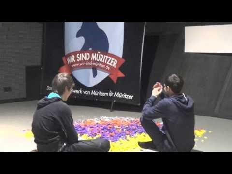 Dominoes Falling - Timelapse World Record Pyramid