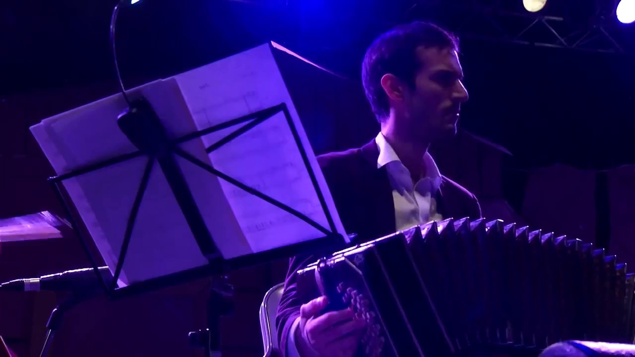 Solo Tango Orquesta featuring Lautaro Greco - Zum