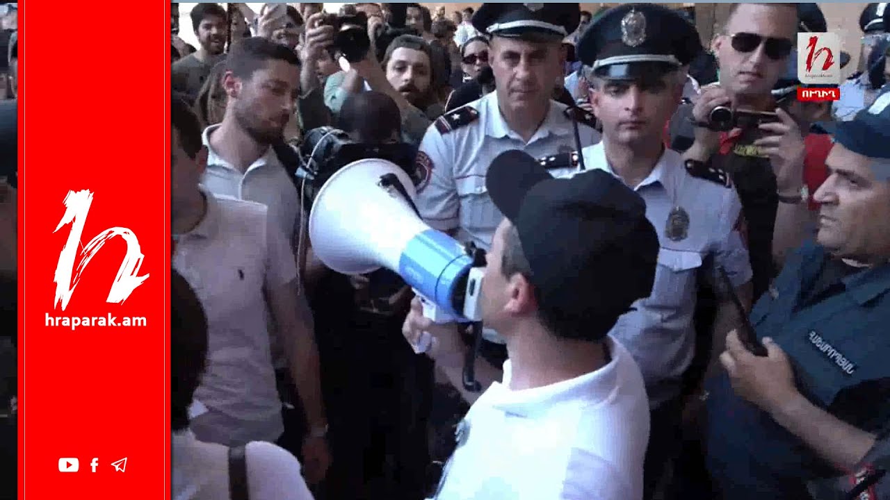 Մենք նիկոլավարի բաներ չենք անում․ ցուցարարները գնացին դեպի ԵՊՀ