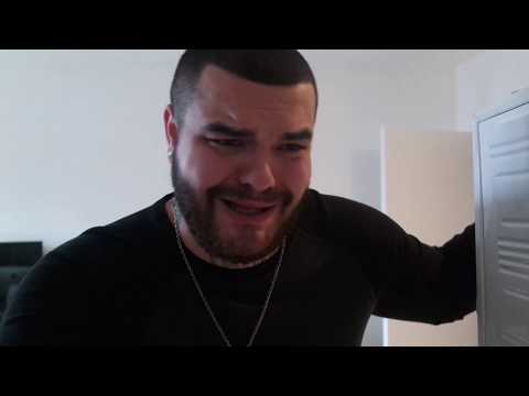 Keď otvoríš chladničku po ROKU