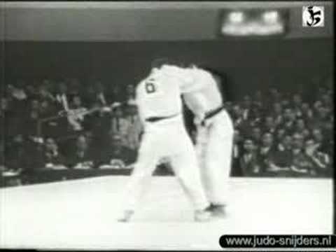 Judo Tokyo 1964: Chikviladze (USSR) - Harris (USA)