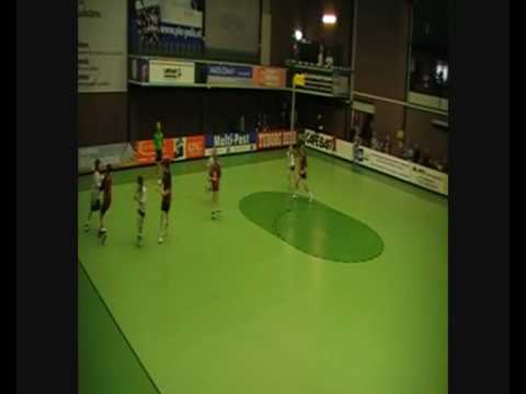 PKC LB D1 - de Meeuwen Cadetten 1e helft deel 2 27-03-2010.wmv