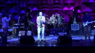 Emrehan Halıcı - Ankara Müzisyenleri 2013 / Ha Ha Hotel - Mike Stern