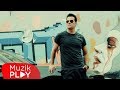 Hakan Peker - Bir Yuva Kuramadık (Official Video)