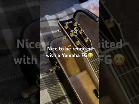 A lovely 30 year old Yamaha FG 461S. Sounds amazing, plays ok but needs a wee setup.