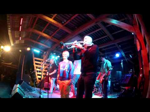 Bezestopy - ČeskosLove'n'Ska