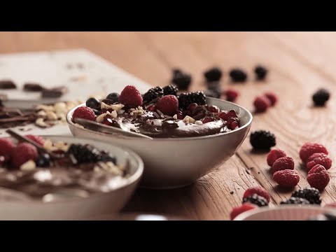 Chocoholic Smoothie Bowl | Recipe with Complete by Juice Plus+