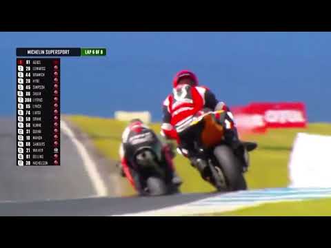 Tommy Edwards Saves a Flat Tyre at Phillip Island | ASBK I Bikebiz