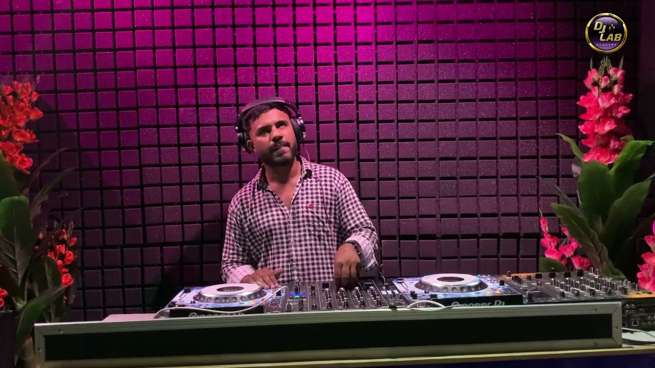 Dj Gurdhian Playing a Short wedding set @ShineOmMusic 16/05/2025