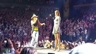 Kenny Chesney &amp; Taylor Swift sing Big Star Live in 2015!