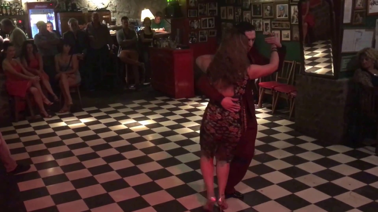 Vivian Yeh y Nicolas Marini en El Argentino 2/14/2017 - Meta fierro