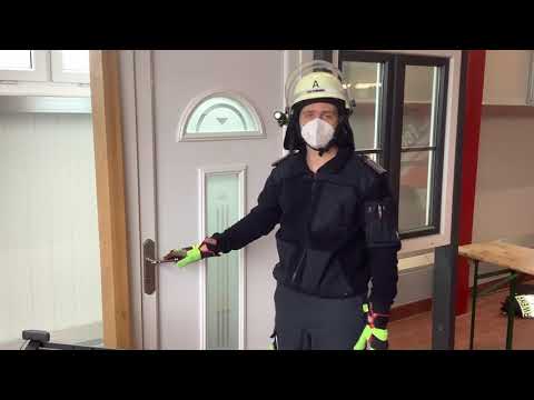 Feuerwehr - Türöffnung