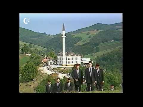 hfz. Aziz Alili i hor Gazi Husrev - begove medrese - اللَّهُمَّ لعِش