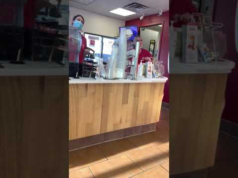 Smoothie King - Older employee harassed my 15 year old daughter
