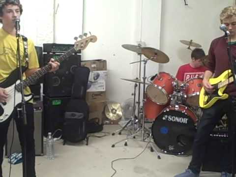 Thumbnail for PUSH in rehearsal - these guys just don't stop working!! by Pulled Apart By Horses