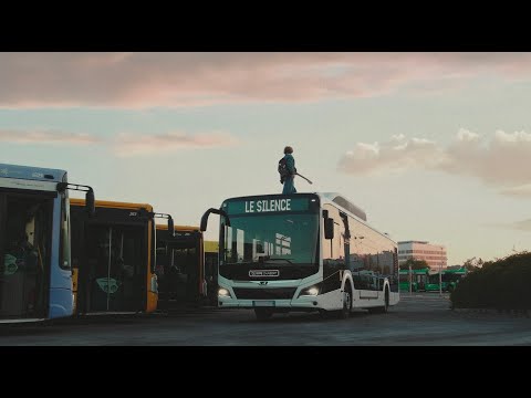 Olympe Chabert - Le silence (Clip Officiel)